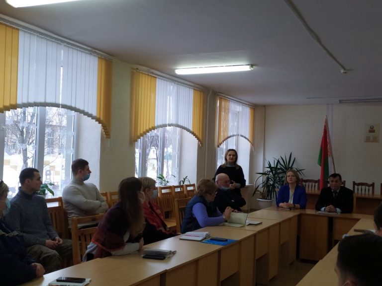 В трудовом коллективе  профессионального лице № 9 им. А.П.Старовойтова обсудили дополнения и изменения в проект Конституции