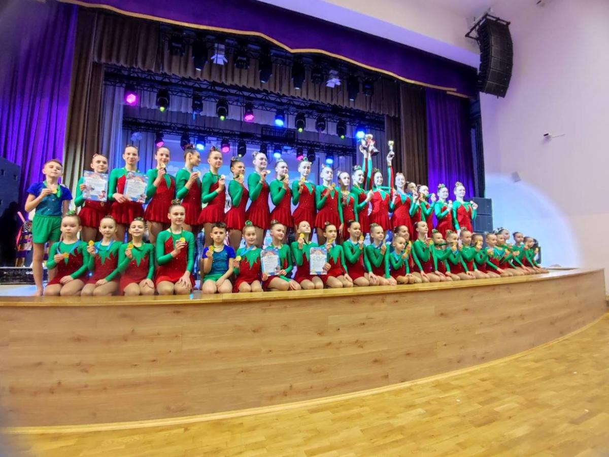 Солисты образцового ансамбля эстрадно-спортивного танца «Мечта» из Бобруйска завоевали три чемпионских кубка на Республиканском детском фестивале искусств