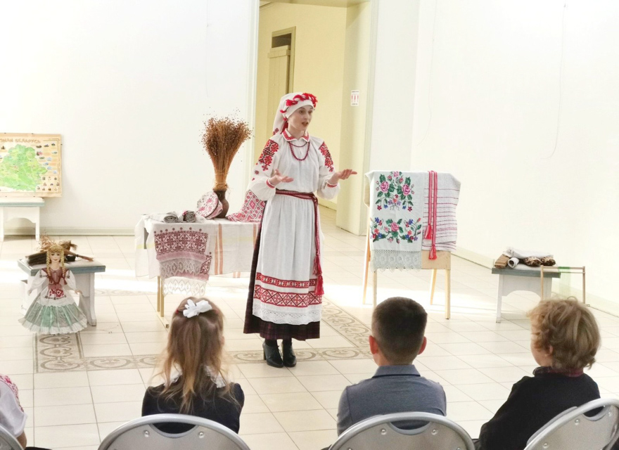 За новыми знаниями и впечатлениями могилевские школьники приходят в музей им.П.В.Масленикова