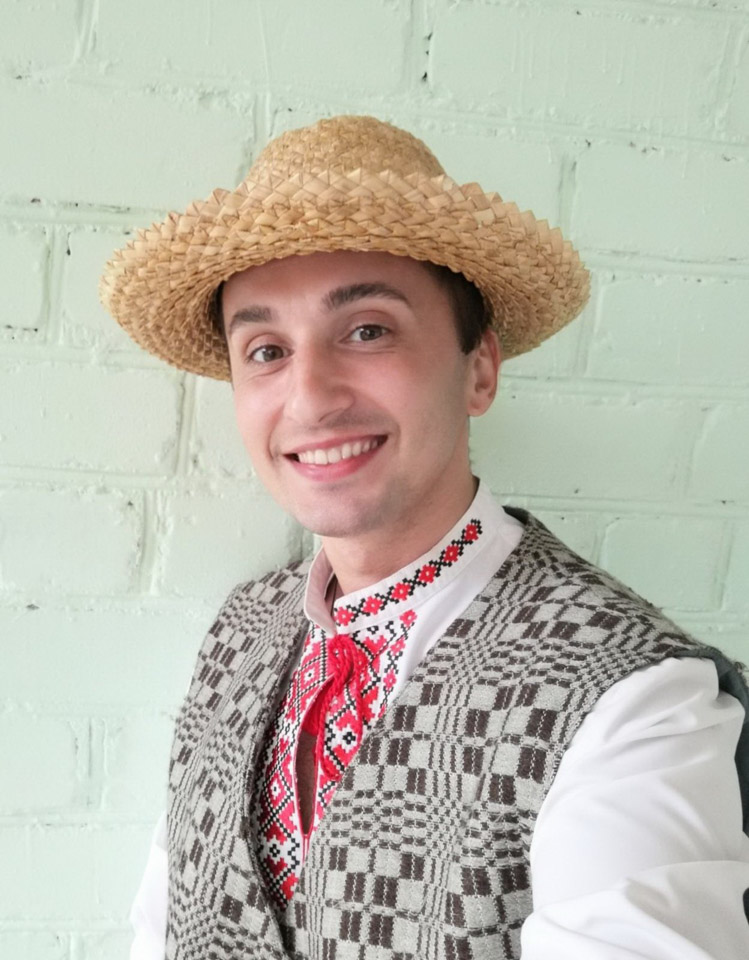 Денис КУСТОВ: наша задача, как педагогов, научить молодежь  «отделять зерна от плевел» через знание подлинной истории своей Родины