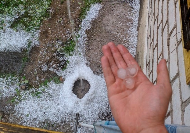 Шквалистое усиление ветра, ливни и град возможны в Могилевской области 24 июля