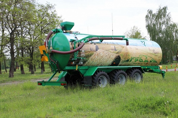 Машину для внесения жидких органических удобрений модернизировали на «Бобруйскагромаше»