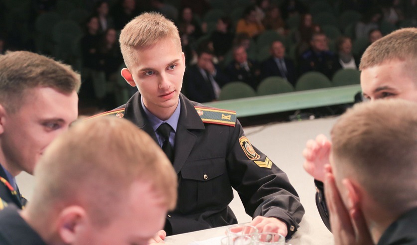 Интеллектуальный турнир для будущих юристов прошел в Горках