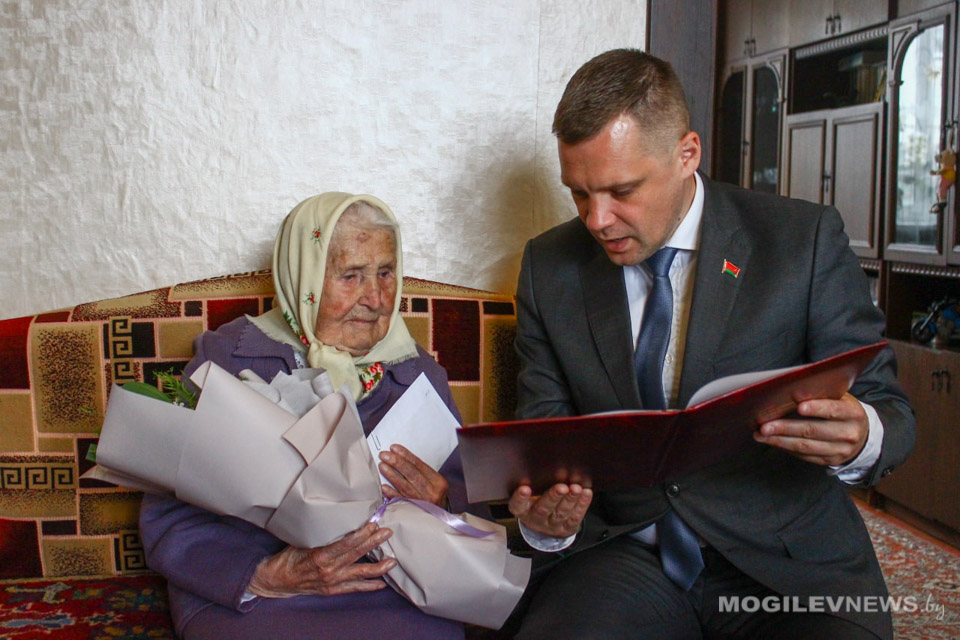Столетний юбилей отмечает жительница Могилева Марфа Летахова