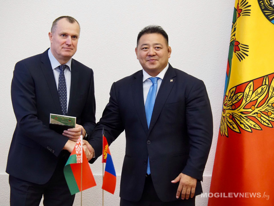 Анатолий Исаченко: "Могилевская область рада появлению нового партнера – аймака Булган"