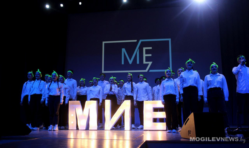 Конкурс «Давайте познакомимся»: первокурсники МГУ им. А.А.Кулешова показали себя. Фото