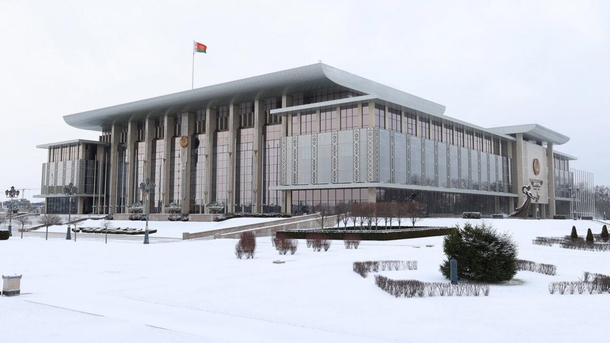 Лукашенко сегодня проведет плановое совещание по вопросам обороны