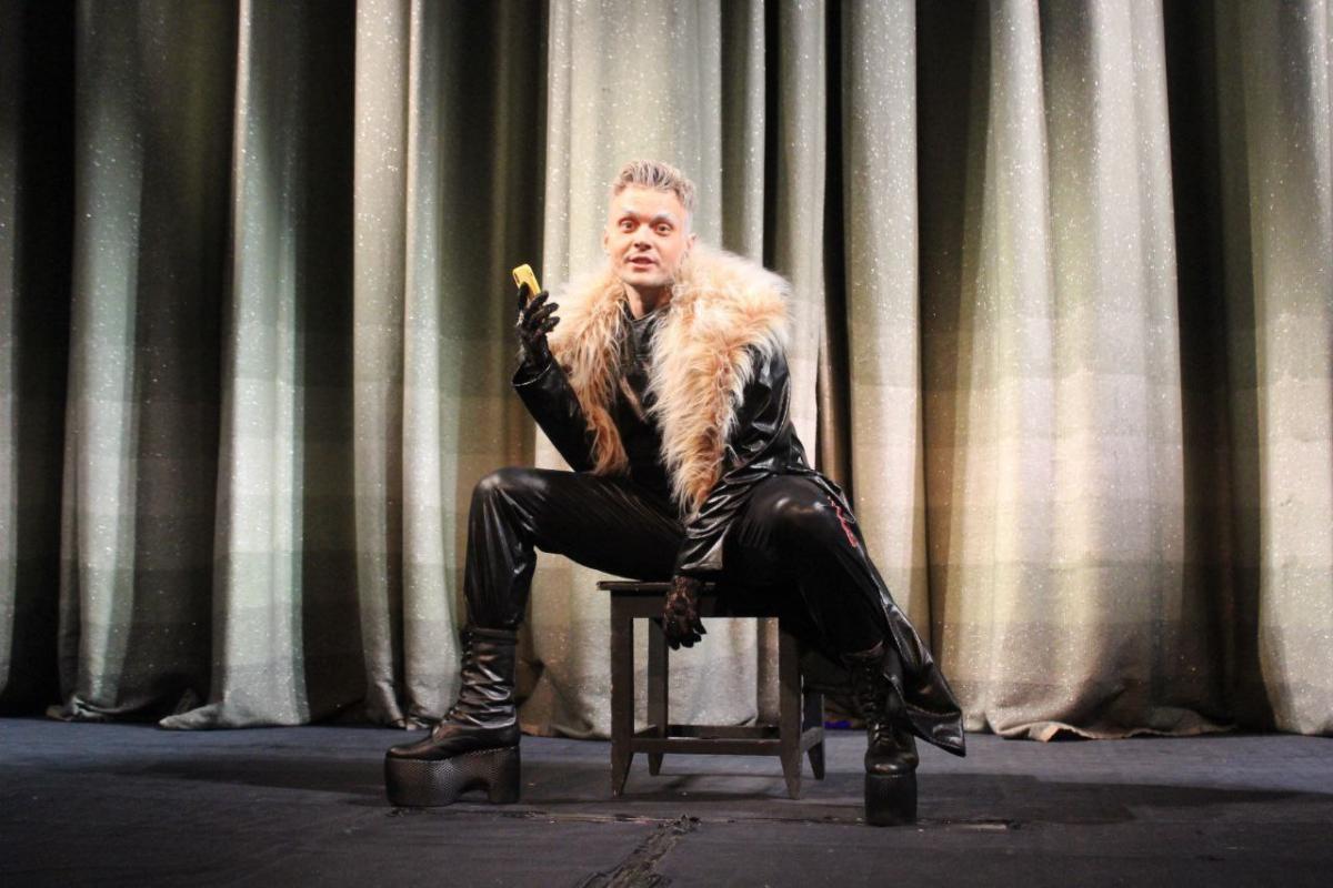 Полюби себя в искусстве  и искусство в себе