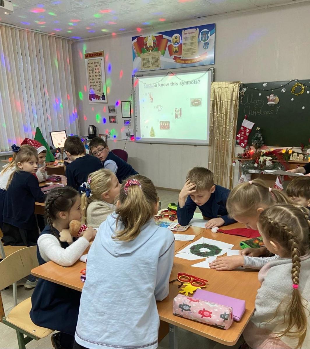 Учащиеся средней школы №9 г.Могилева провели рождественскую викторину