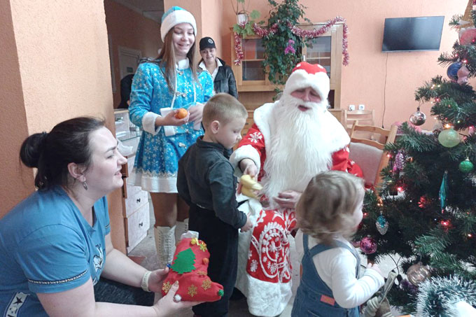 Благотворительную акцию «Новогодний мешочек добра» провели  в Мстиславле