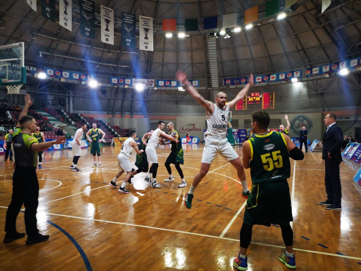 "Финал четырёх" Кубка Беларуси по баскетболу среди мужских команд проходит в Могилеве