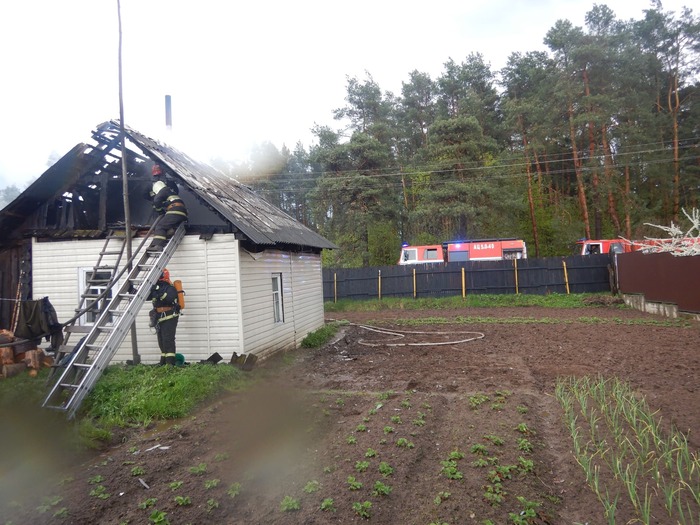 Из-за грозового разряда в доме на ул. Сосновой в Могилеве случился пожар