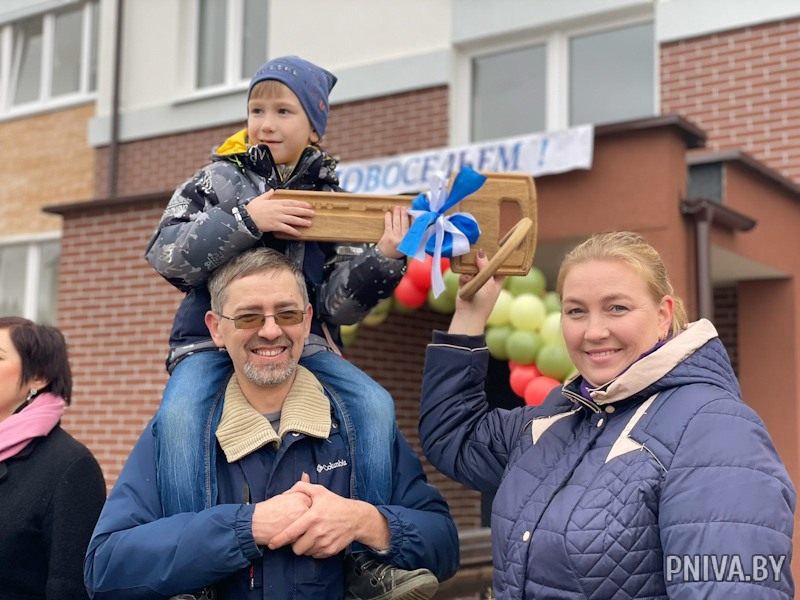 Новый многоквартирный дом открыли в Полыковичах