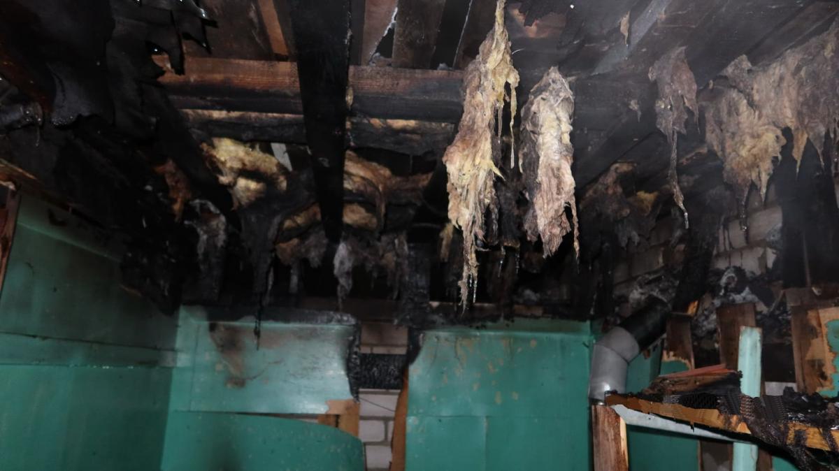 Гараж горел в Могилеве - хозяин использовал самодельную печь