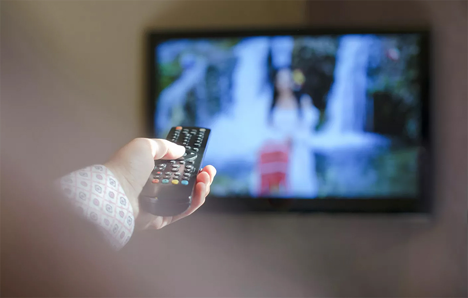 Пять иностранных телепрограмм прекратили вещание в Беларуси