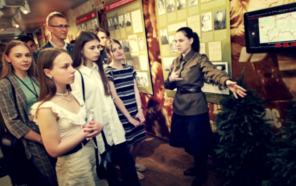 Мобильный музей истории ВОВ прибыл в Бобруйск