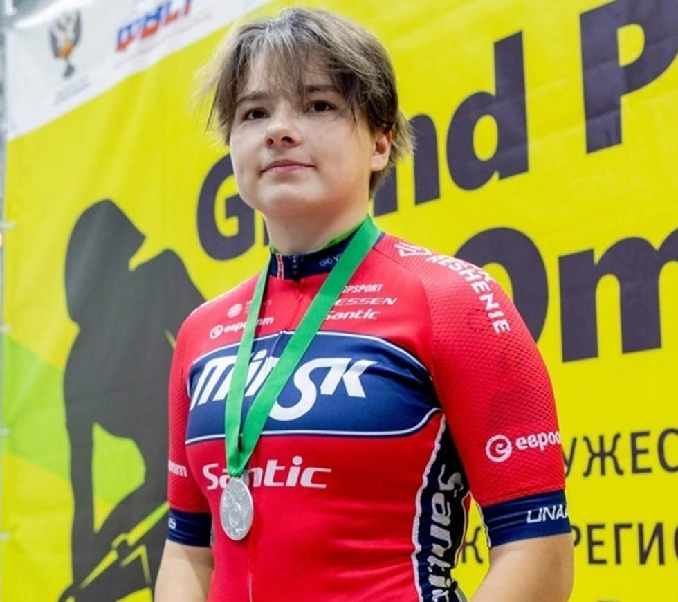 Воспитанница Кировской велосипедной школы достойно представила юниорскую сборную страны