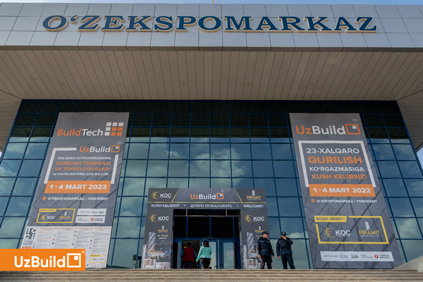 «Могилевлифтмаш» представляет свою продукцию на  международной строительной выставке в Узбекистане