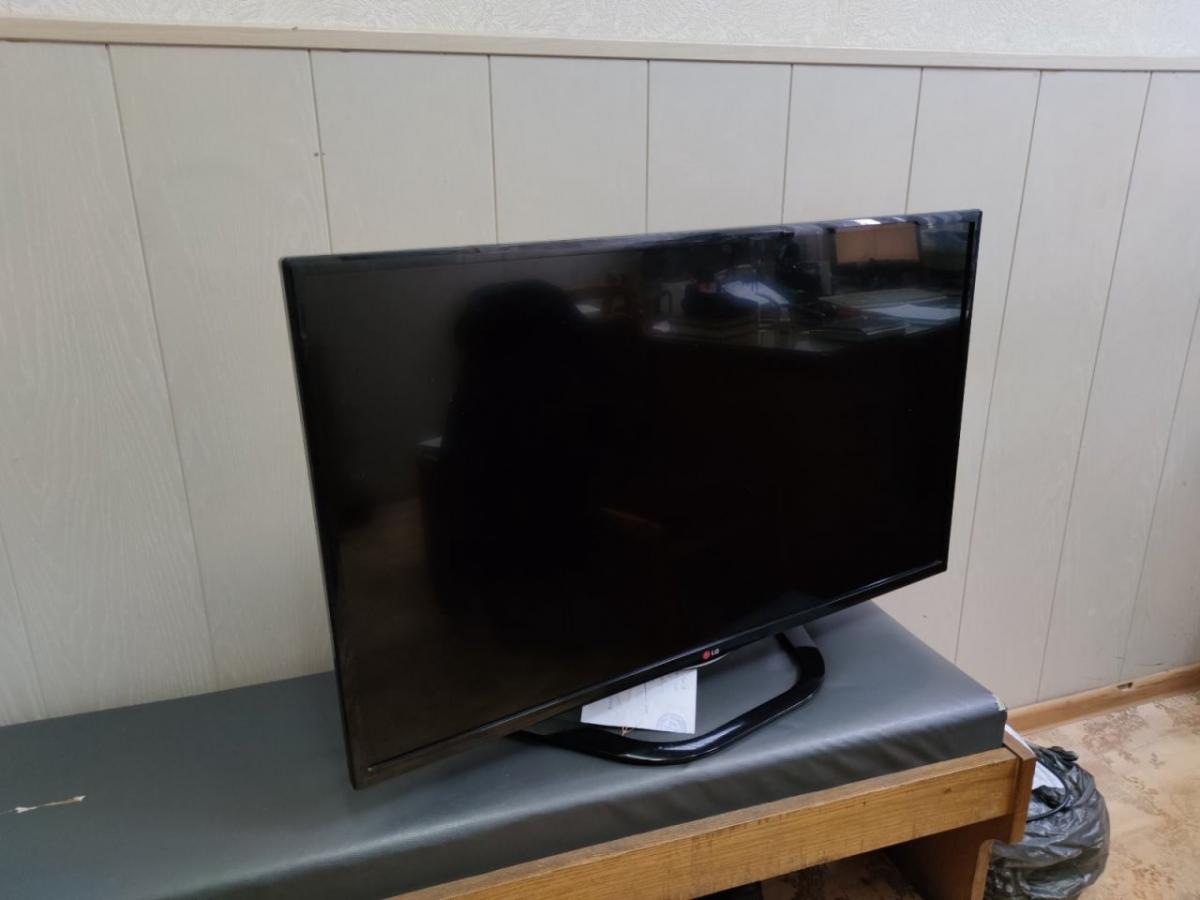 Двое бобруйчан похитили у пенсионерки телевизор