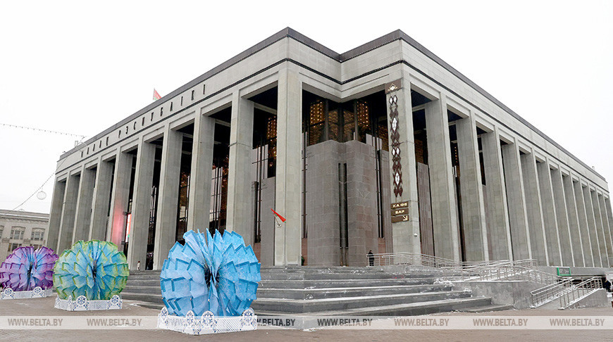 Лукашенко: Беларусь своим примером бросила вызов проекту глобальной унификации под модные тренды