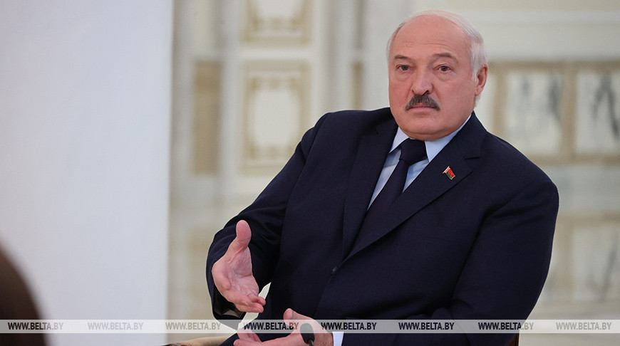 Лукашенко: Меркель и Олланд врут, потому что сегодня не модно говорить о Минских переговорах