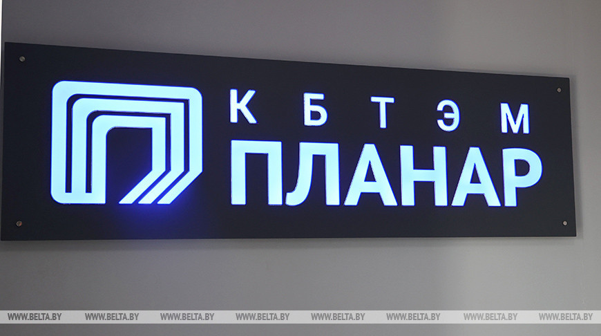 Лукашенко посещает холдинг "Планар", где обсудят перспективы развития микроэлектроники