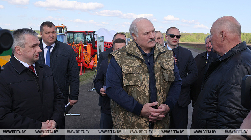 Лукашенко о дисциплине в регионах: наступает железная диктатура