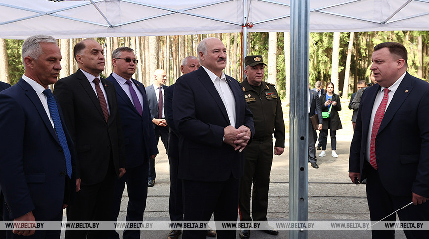 "Без этого никакой победы не будет". Лукашенко о востребованности собственного производства боеприпасов