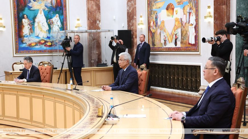 Лукашенко заявил, что следует углублять взаимодействие ОДКБ с ООН, ШОС, другими международными организациями