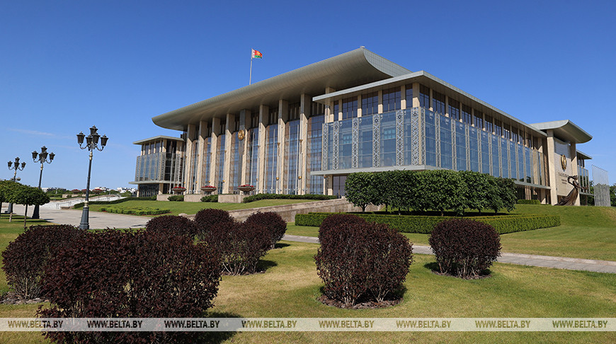 Лукашенко высказался о событиях в России и рассказал, как на них отреагировали в Беларуси