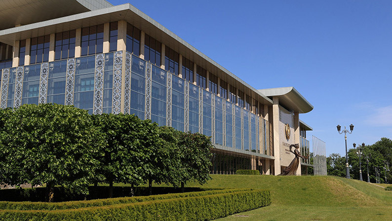 Лукашенко: налоговая служба Беларуси стоит на страже экономической стабильности страны