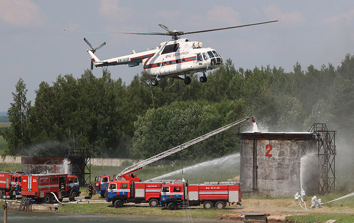 Лукашенко в день 170-летия пожарной службы: "Время подвигов и самоотверженной борьбы со стихией"