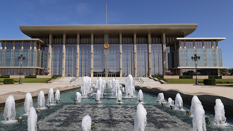 Указом Президента государство наделено исключительным правом на инкассацию и перевозку наличных денег