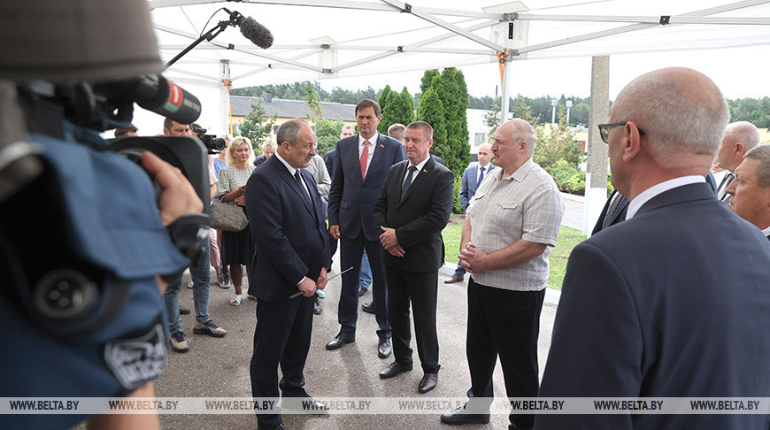 Лукашенко ставит задачу выходить на темпы уборочной в 6% площадей в день