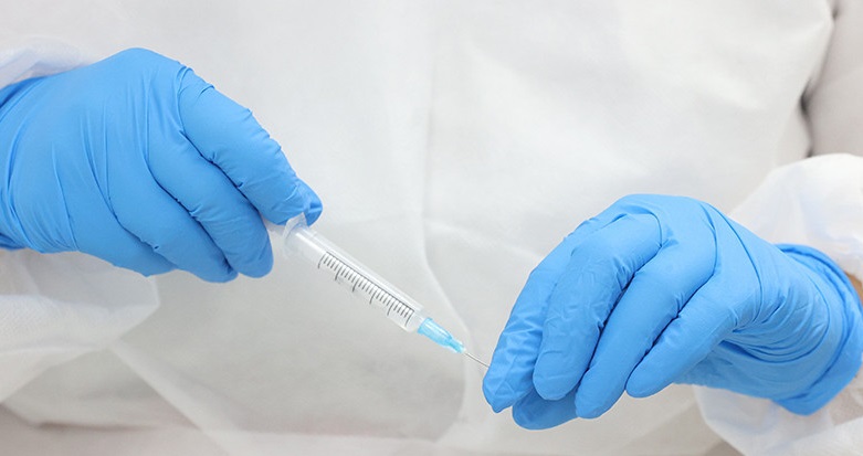 Лукашенко пообещал жесточайшим образом разобраться с приписками при вакцинации населения