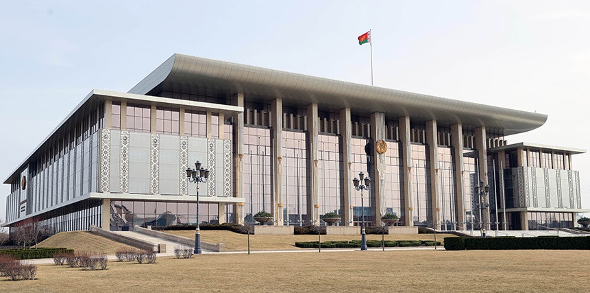 Лукашенко заявил о необходимости установить единые жесткие правила игры для пассажирских автоперевозок