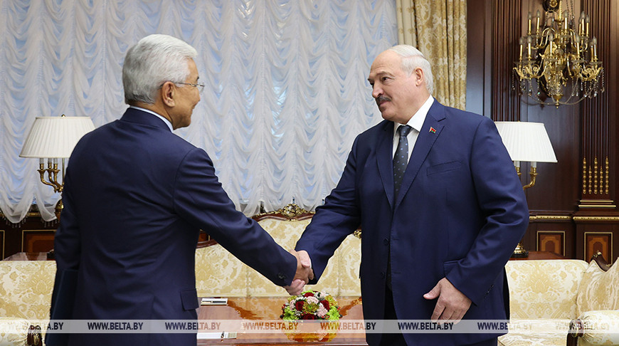 Лукашенко рассчитывает, что саммит ОДКБ в Минске поспособствует наращиванию коллективных усилий по обороне и безопасности