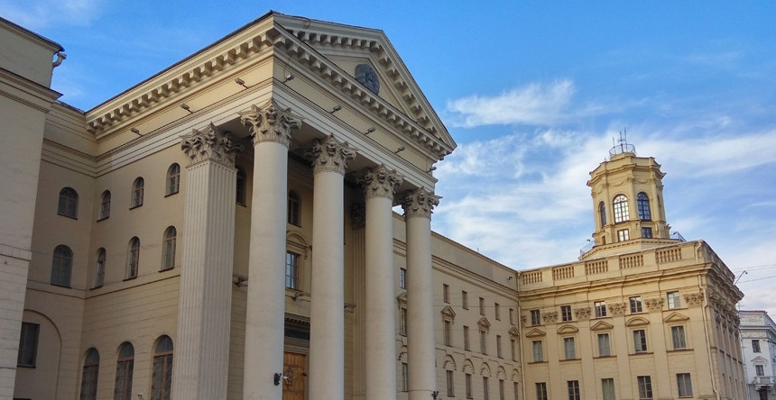 Лукашенко: сотрудники КГБ стоят в авангарде противодействия беспрецедентным вызовам глобального мира