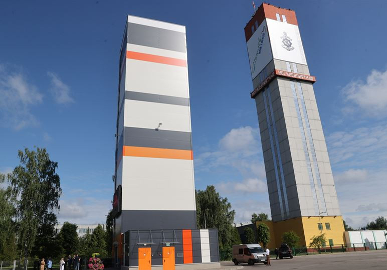 Лукашенко на "Могилевлифтмаше" призвал использовать нынешнее окно возможностей