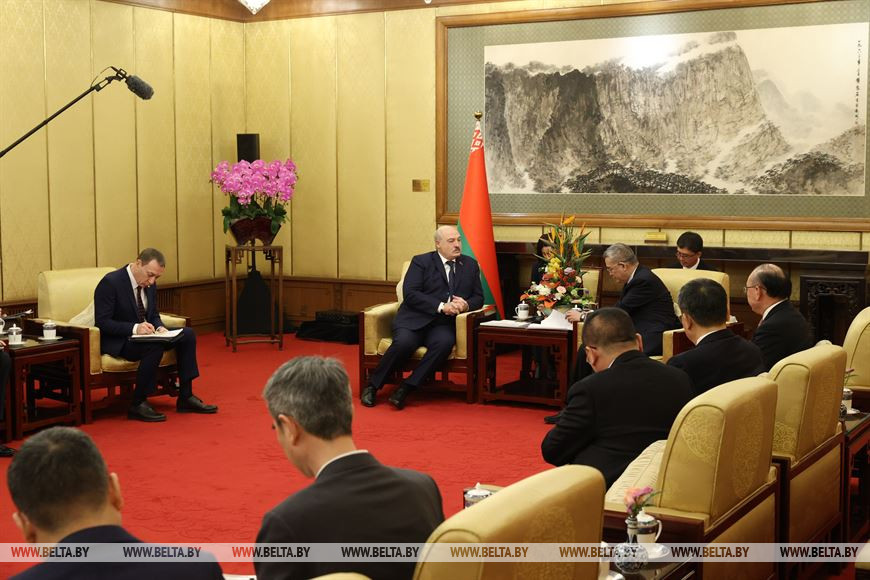 Лукашенко: сотрудничество Беларуси и Китая - не просто торговля, а создание высокотехнологичных компаний и корпораций