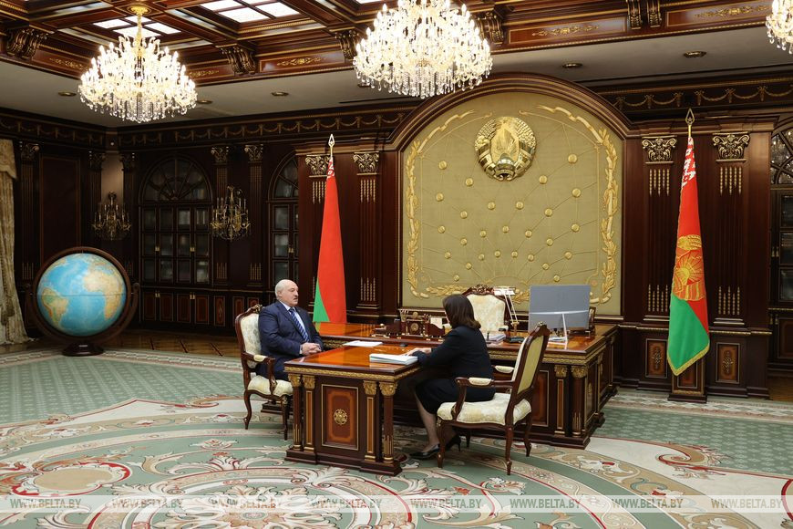 Законотворчество, работа с населением и выборы. Лукашенко провел встречу с главой Совета Республики