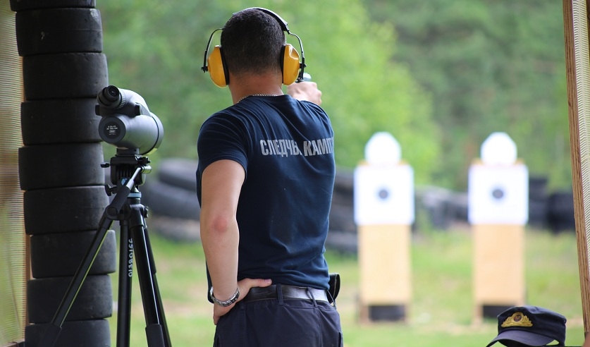 В Могилевской области за титул самого меткого стрелка боролись следователи со всей страны