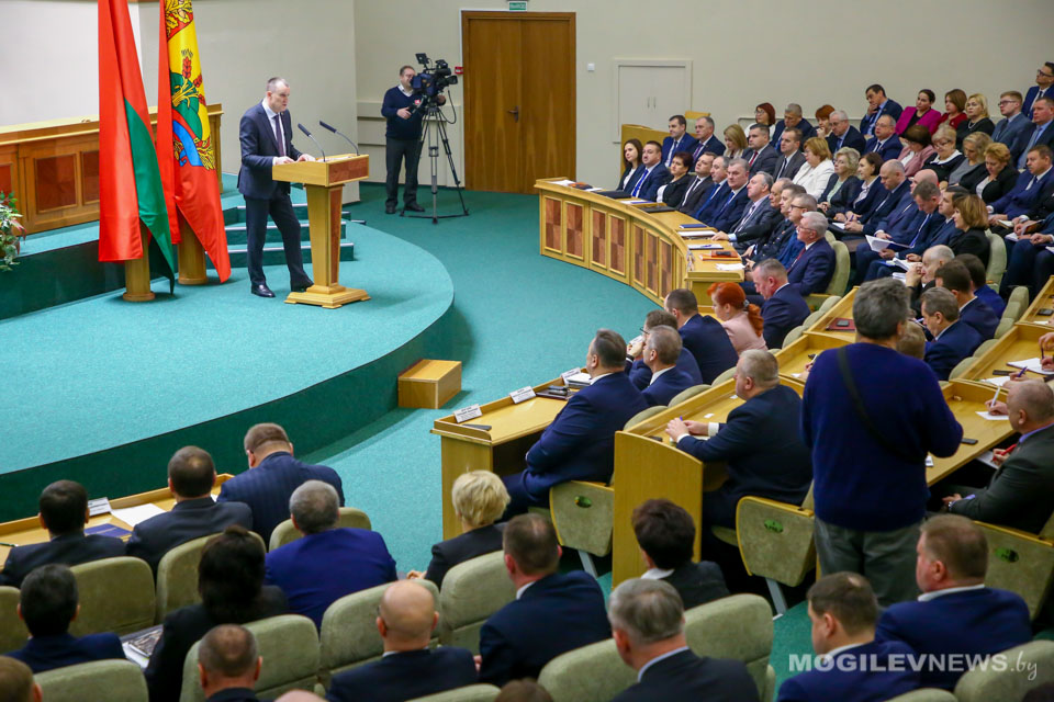 Анатолий Исаченко: «Необходимо переходить  от траектории стабильности к траектории устойчивого развития»