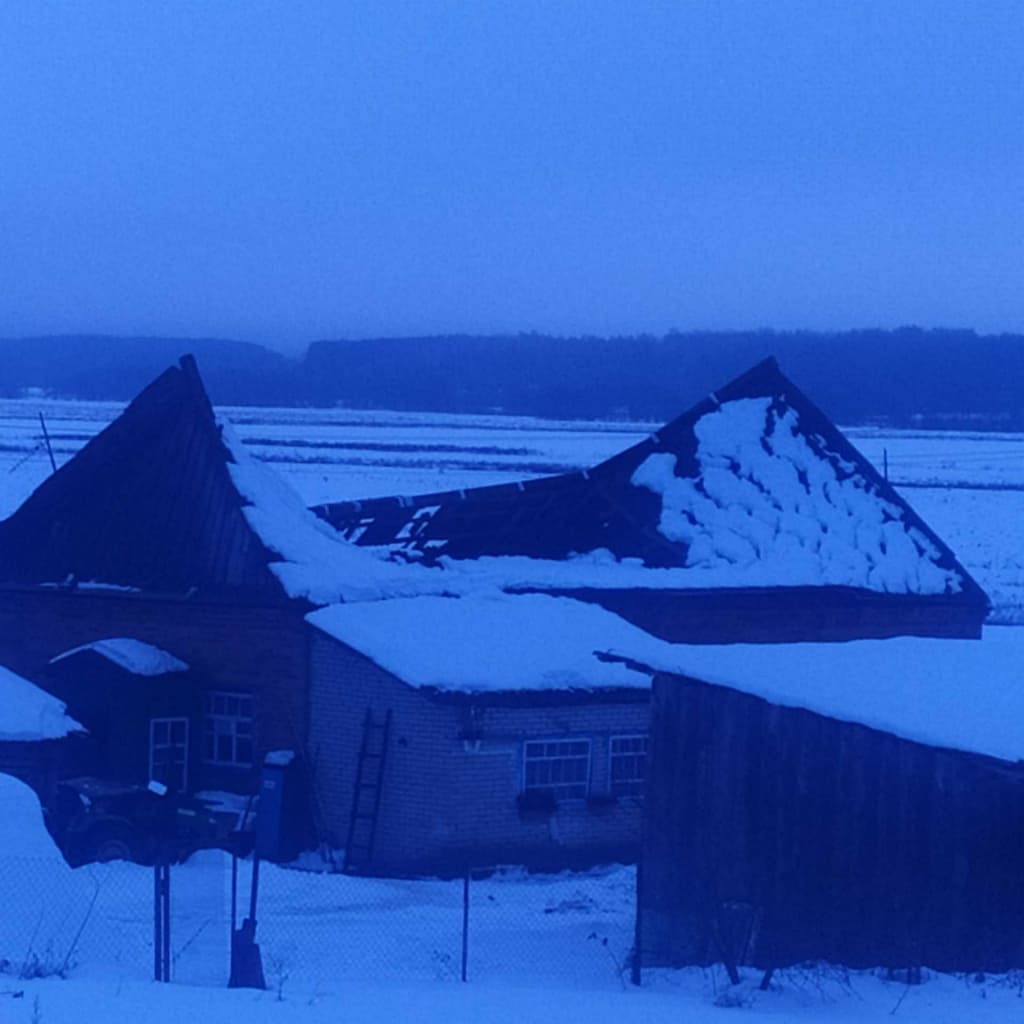 Кровля дома обрушилась в Дрибинском районе