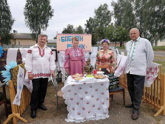 Фестиваль народного творчества «Ільняныя крылы-ручнікі» прошел в Белыничском районе
