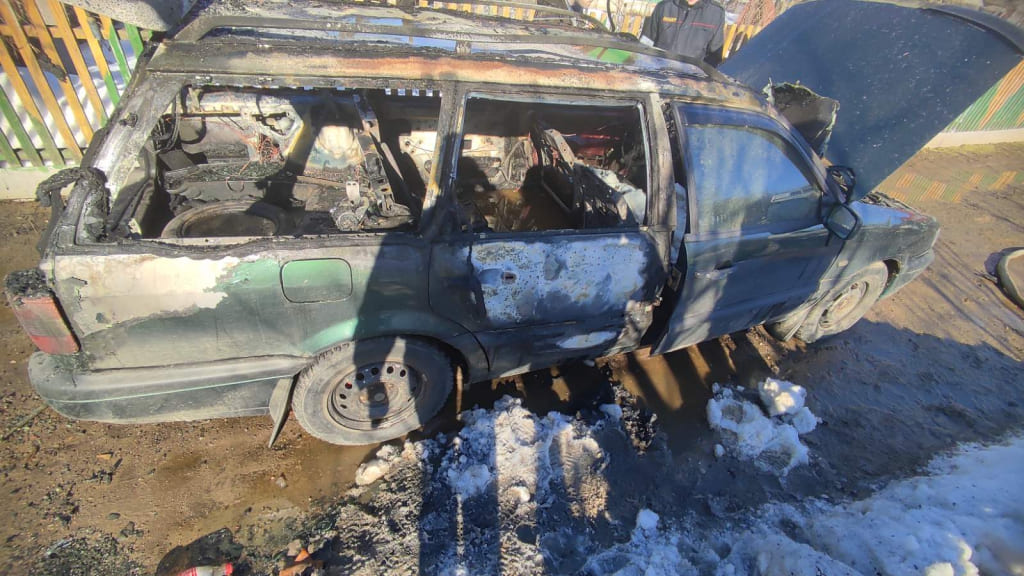 В Мстиславском районе горел автомобиль