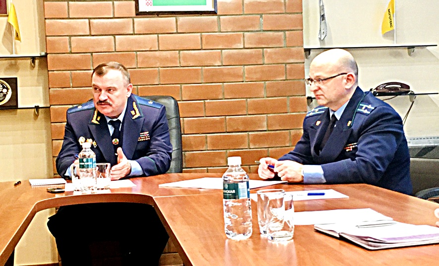 Прокурор Могилевской области Александр Чадюк провел выездной прием граждан в ОАО «Моготекс»