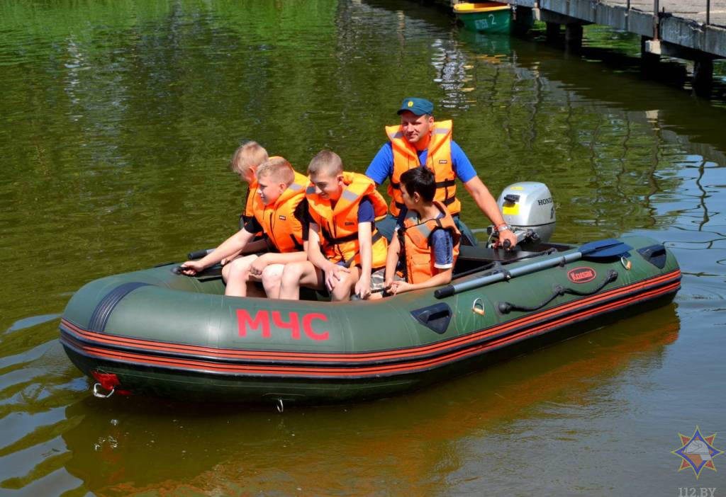 Спасатели в Чериковском районе провели обучающее мероприятие на пляже