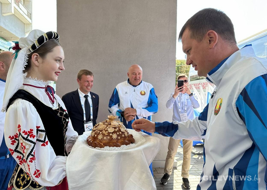 Сборные команды по каратэ Республики  Беларусь и Российской Федерации прибыли в Могилев. Фото