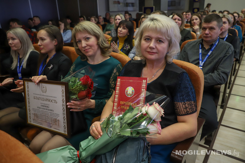 На «Бабушкиной крынке» состоялось торжественное мероприятие, приуроченное ко Дню работников сельского хозяйства и перерабатывающей промышленности. Фото